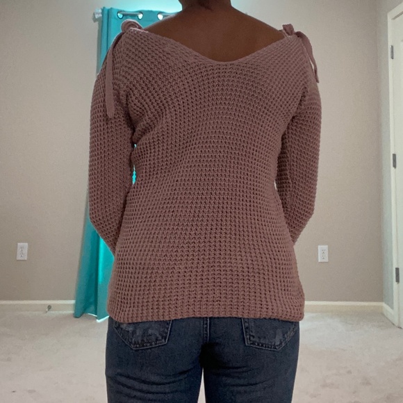 Blush Cold Shoulder Sweater - Picture 3 of 5